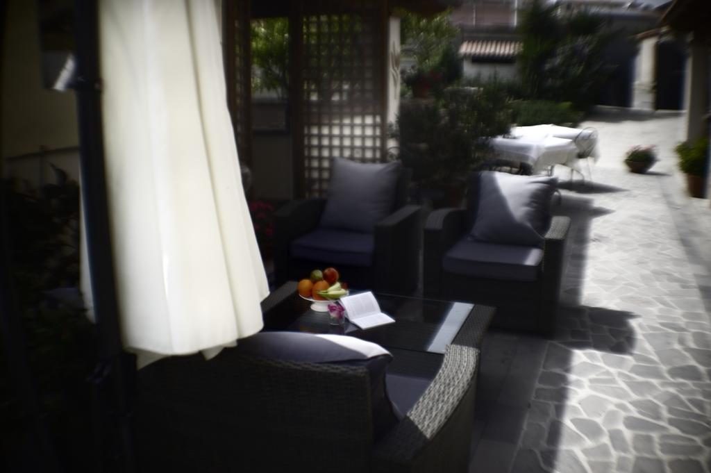 Il Giardino Degli Aranci Bed & Breakfast Mores Luaran gambar
