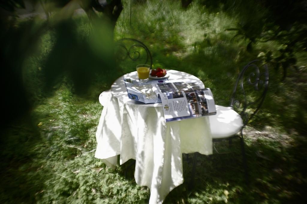 Il Giardino Degli Aranci Bed & Breakfast Mores Luaran gambar