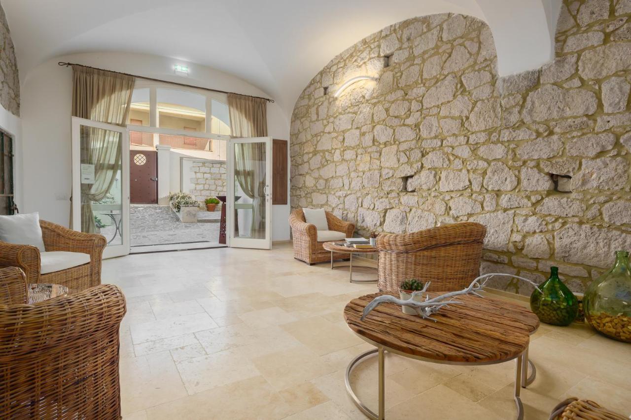 Il Giardino Degli Aranci Bed & Breakfast Mores Luaran gambar