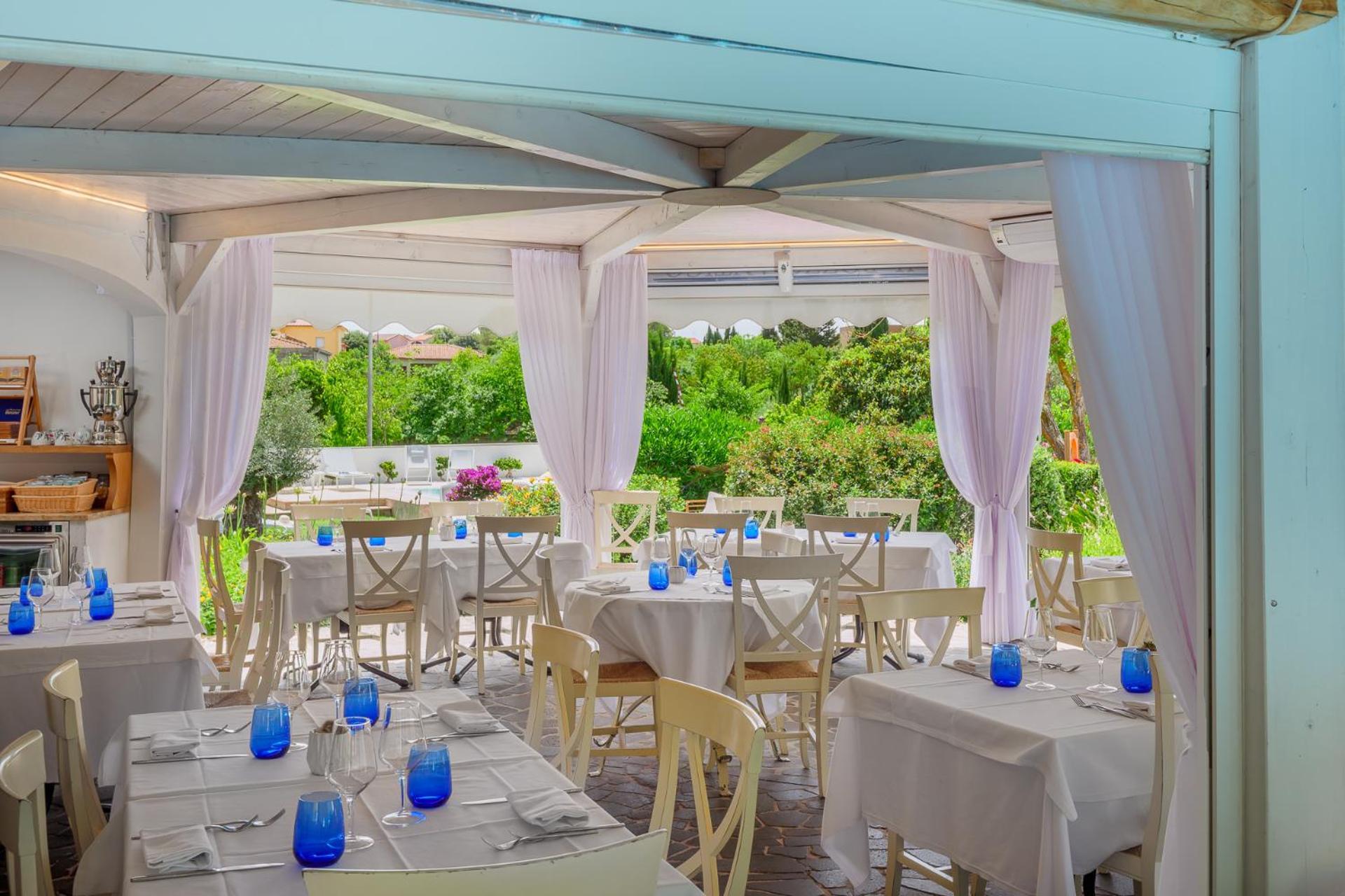 Il Giardino Degli Aranci Bed & Breakfast Mores Luaran gambar