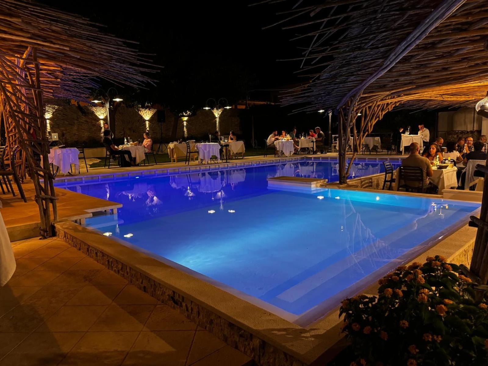 Il Giardino Degli Aranci Bed & Breakfast Mores Luaran gambar